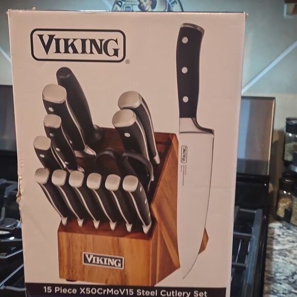 Viking 15-PC Stainless Steel Cutlery Set w/Acacia Wood Block - Picture 14 of 16